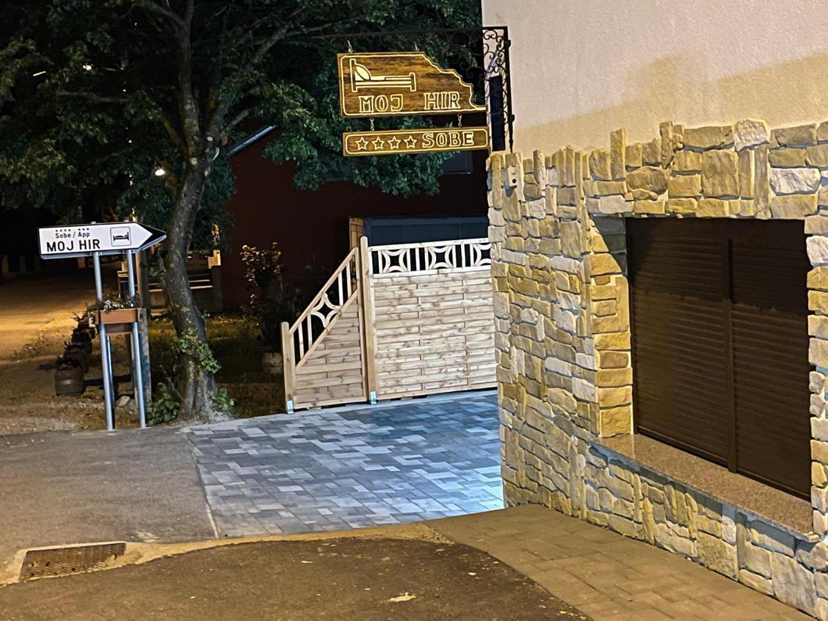 Sobe App Moj Hir Bed And Breakfast Jastrebarsko Exterior photo