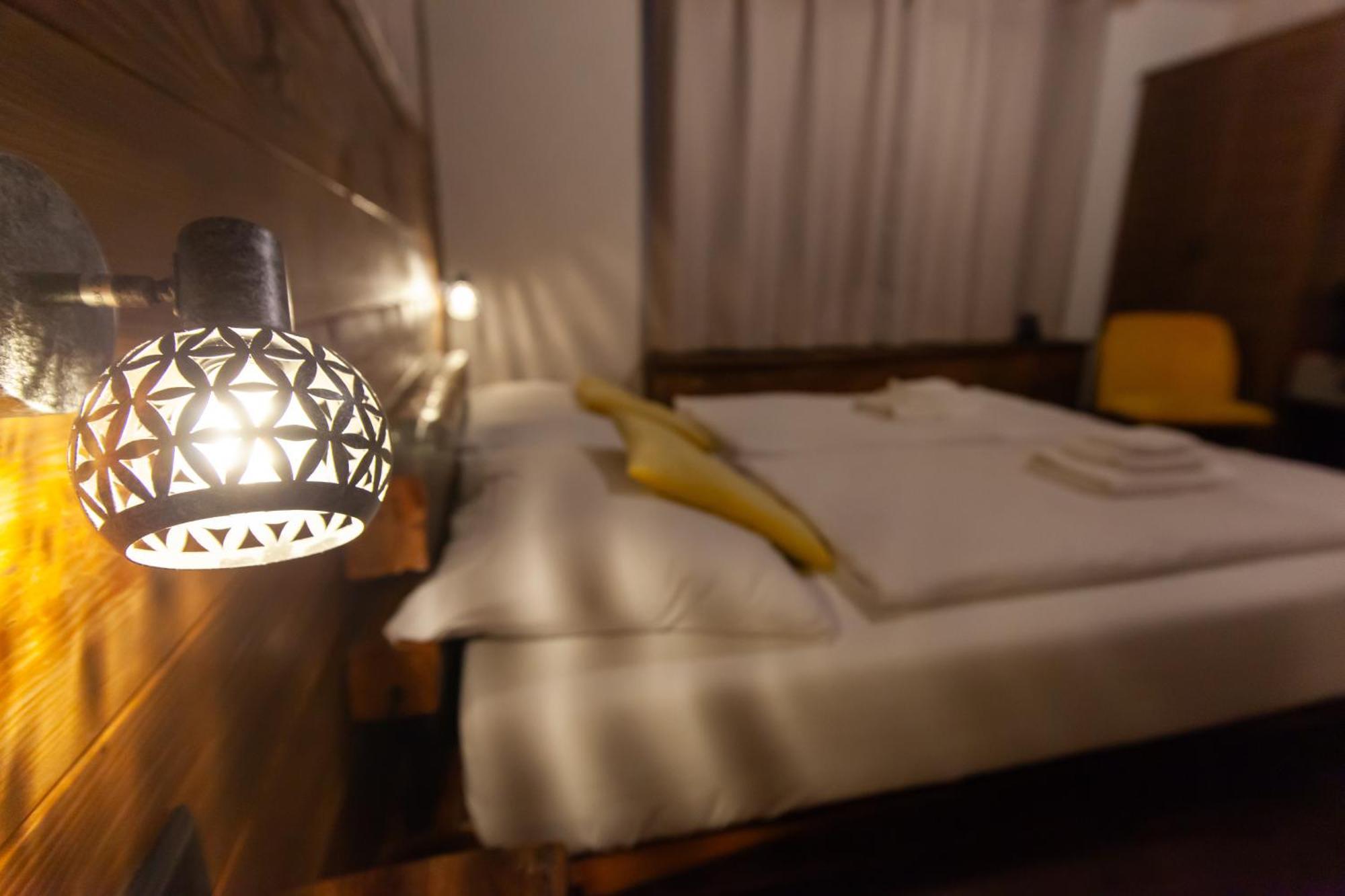 Sobe App Moj Hir Bed And Breakfast Jastrebarsko Exterior photo